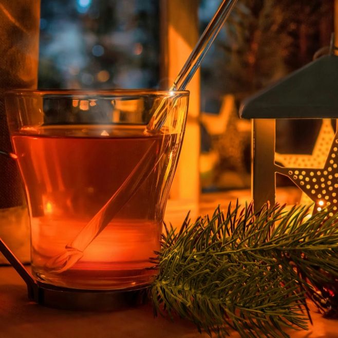 ✨ První Adventní Neděle: Klid a Čaj! 🍵 Zpomalte a nadechněte se. Dnes zapalujeme první svíčku na adventním věnci a...